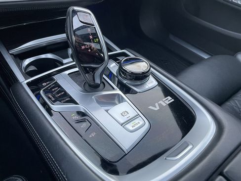 Used 2018 BMW M760i xDrive w/ Luxury Rear Seating Package image 29