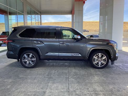 Certified 2024 Toyota Sequoia Capstone image 10