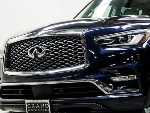 Used 2024 INFINITI QX80 Luxe image 2
