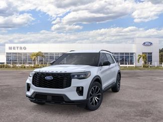 New 2026 Ford Explorer ST-Line w/ Premium Package RWD video 2