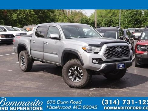 Used 2022 Toyota Tacoma TRD Off-Road w/ Technology Package AWD/4WD image 1
