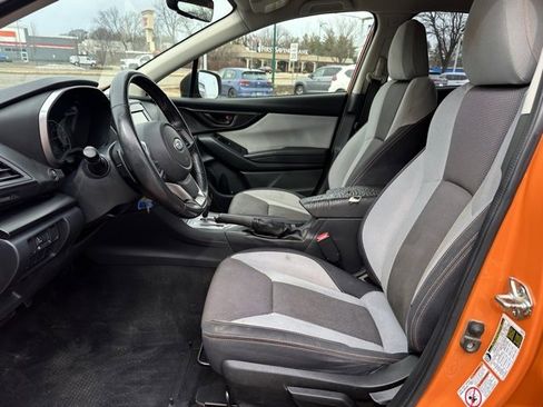 Used 2019 Subaru Crosstrek 2.0i Premium image 12
