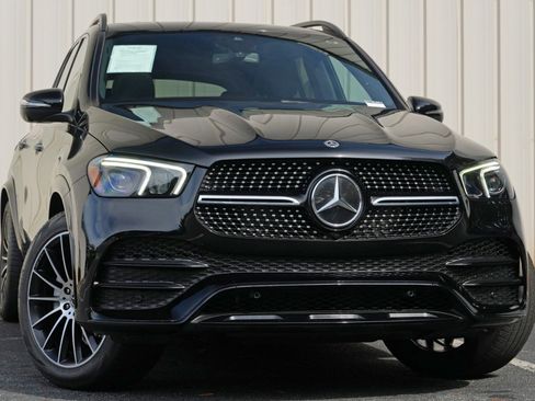 Used 2022 Mercedes-Benz GLE 350 w/ AMG Line Exterior image 4