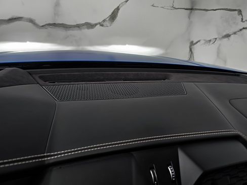 Used 2021 Lamborghini Urus image 33