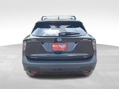Certified 2025 Nissan Kicks SR FWD image 7