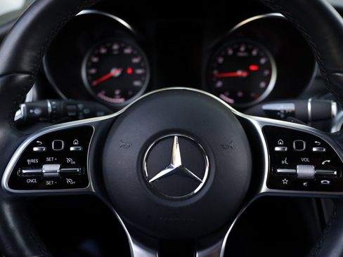 Used 2021 Mercedes-Benz GLC 300 4MATIC image 12