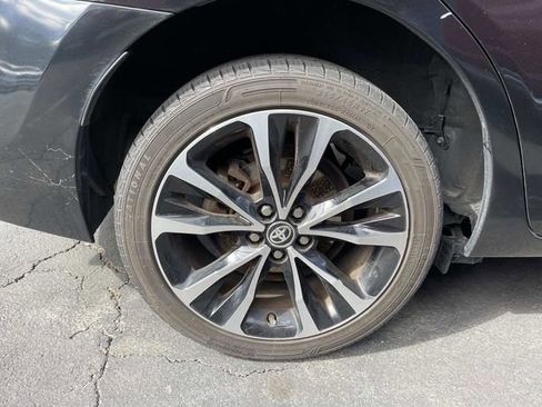 Used 2017 Toyota Corolla SE image 7