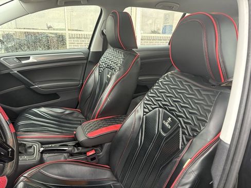 Used 2019 Volkswagen Golf SE w/ Driver Assistance Package image 11