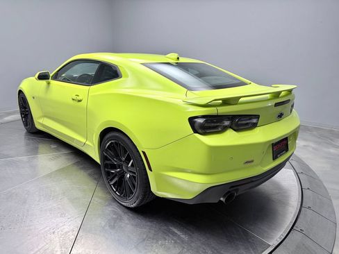 Used 2020 Chevrolet Camaro SS RWD image 7
