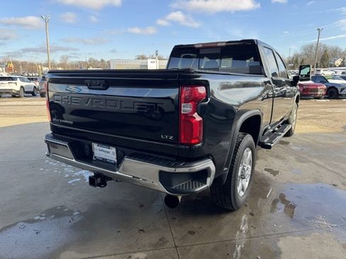 Used 2020 Chevrolet Silverado 2500 LTZ image 5
