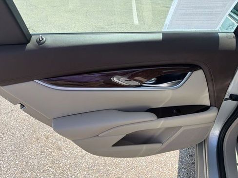 Used 2017 Cadillac XTS Luxury image 13