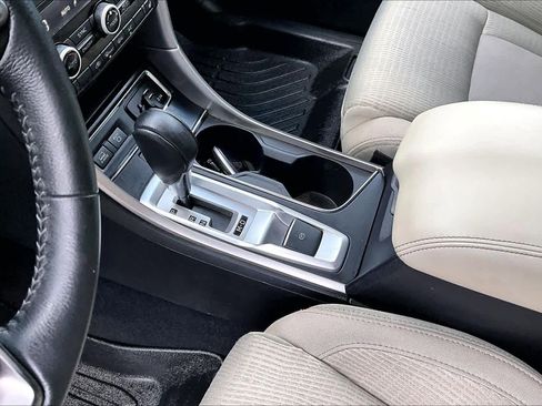 Used 2019 Subaru Ascent Premium AWD/4WD image 15