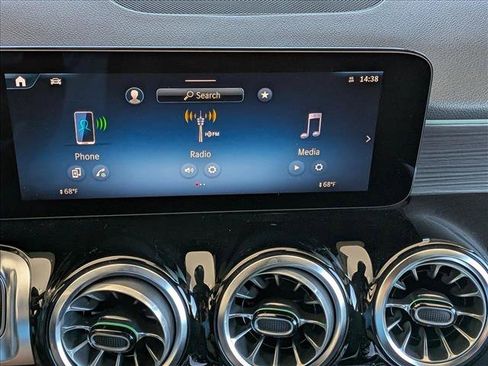 New 2026 Mercedes-Benz GLB 250 image 11