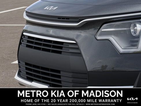 New 2026 Kia Niro LX image 12