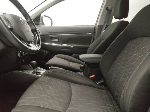 Used 2021 Mitsubishi Outlander Sport SE FWD image 17