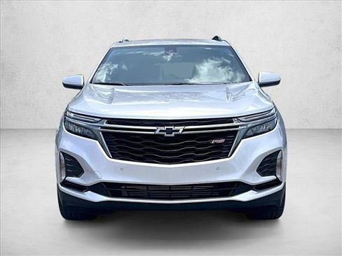 Used 2022 Chevrolet Equinox RS FWD image 3