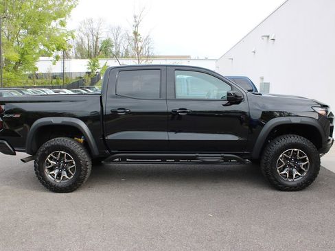 Used 2024 Chevrolet Colorado ZR2 w/ ZR2 Convenience Package III image 33