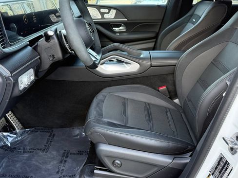 Used 2025 Mercedes-Benz GLE 53 AMG 4MATIC Coupe image 25