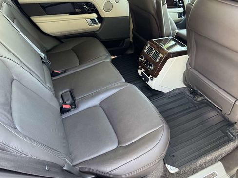 Used 2021 Land Rover Range Rover P525 Westminster Edition LWB image 21