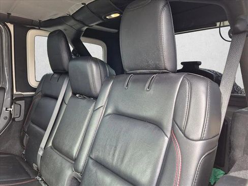 Used 2021 Jeep Wrangler Unlimited Rubicon AWD/4WD image 13
