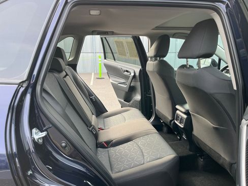 Used 2025 Toyota RAV4 XLE image 26