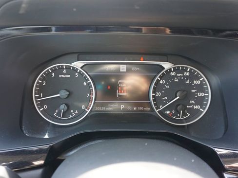 Used 2023 Nissan Pathfinder SL w/ SL Premium Package FWD image 7