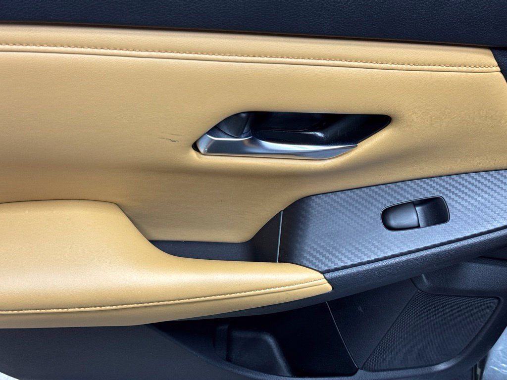 Used 2020 Nissan Sentra SV w/ SV Premium Package FWD image 18