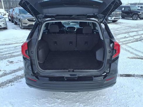 Certified 2022 GMC Terrain SLE image 29