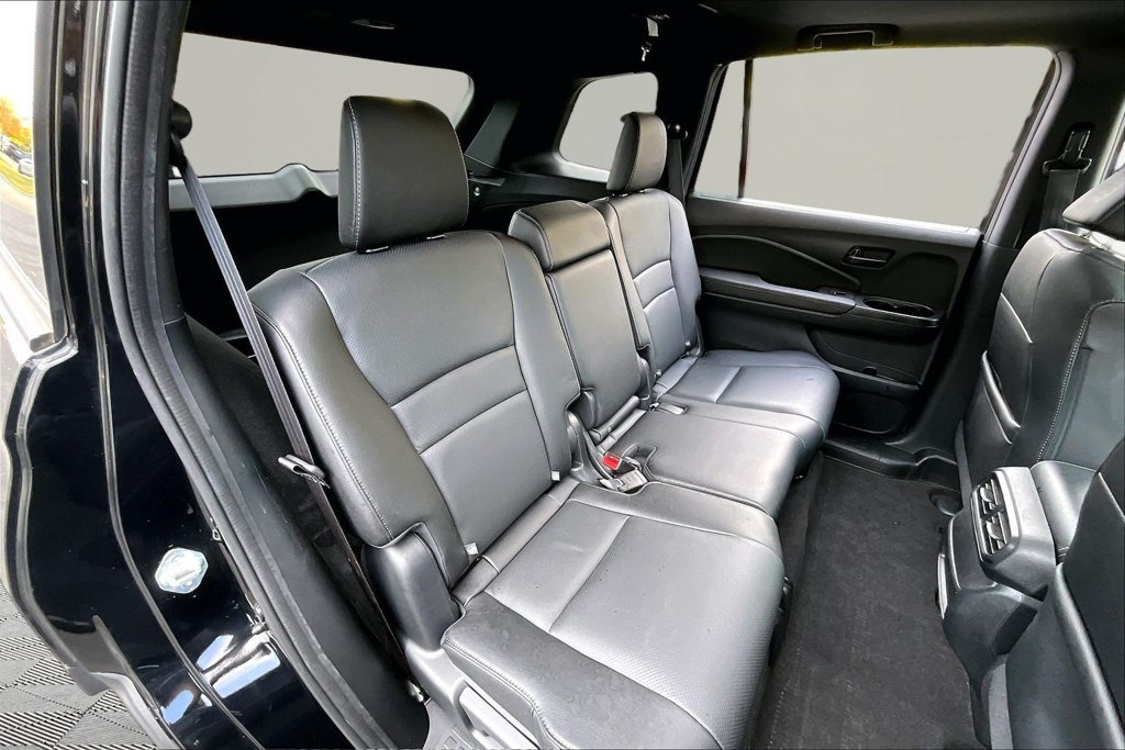 Used 2024 Honda Passport EX-L image 17