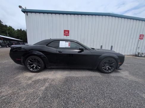 Used 2020 Dodge Challenger SRT Hellcat Redeye RWD image 9