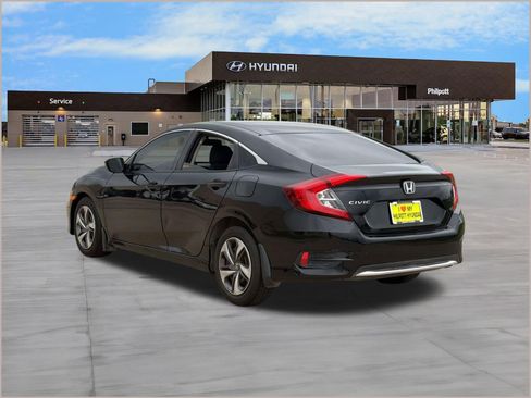 Used 2019 Honda Civic LX image 3