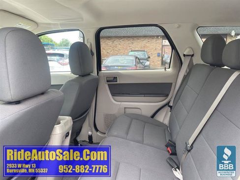 Used 2010 Ford Escape XLT AWD/4WD image 12