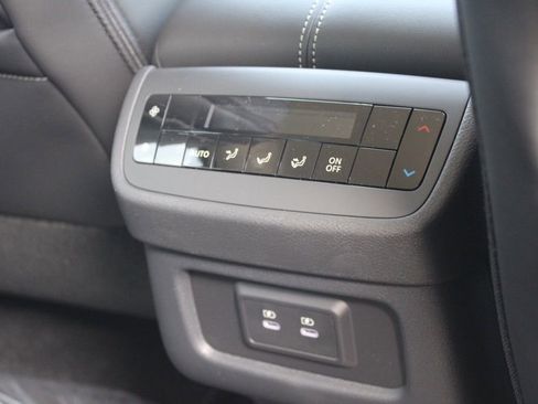 New 2026 Nissan Pathfinder SL image 19