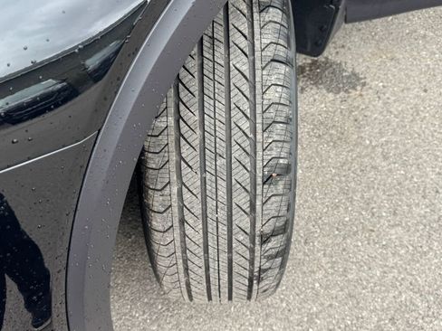 New 2026 Mercedes-Benz GLB 250 4MATIC image 24