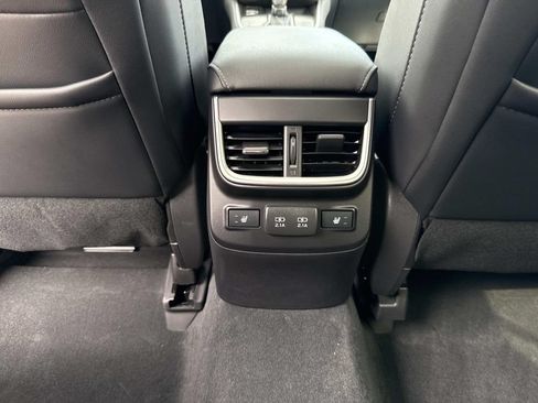 Used 2022 Subaru Outback Limited AWD/4WD image 20