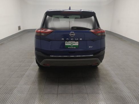 Used 2023 Nissan Rogue SV FWD image 6