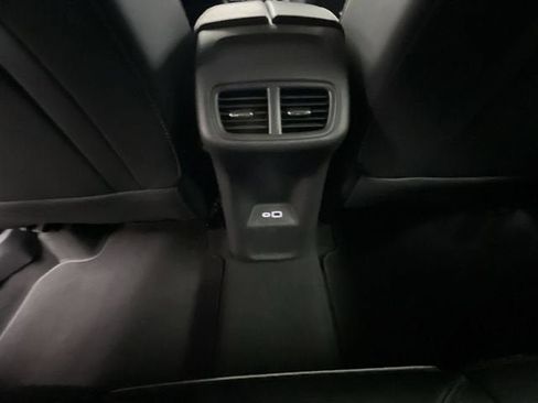 Certified 2022 Buick Envision Essence w/ Safety Package FWD image 20