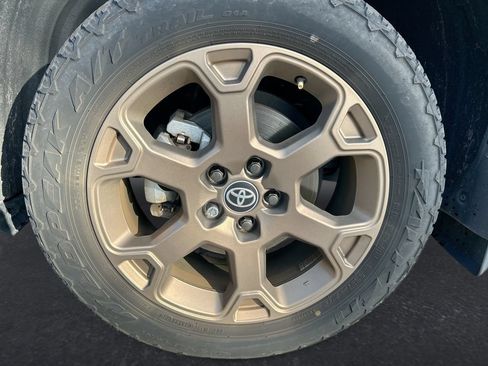 Used 2024 Toyota RAV4 AWD Hybrid image 10