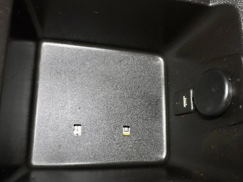 Used 2013 Chevrolet Camaro LT image 19