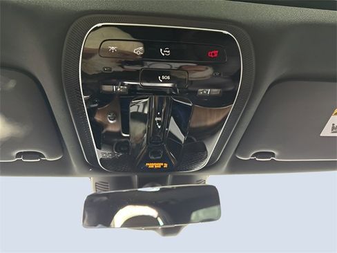 Used 2025 Mercedes-Benz C 300 C 300 image 27