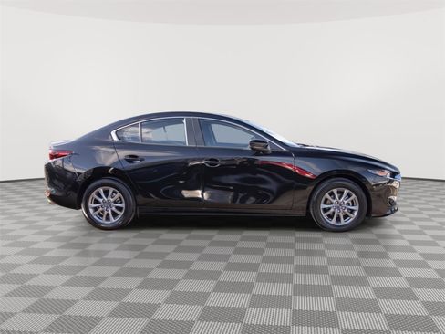 Used 2025 MAZDA MAZDA3 s image 24