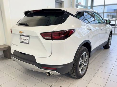 Certified 2025 Chevrolet Blazer LT AWD/4WD image 30