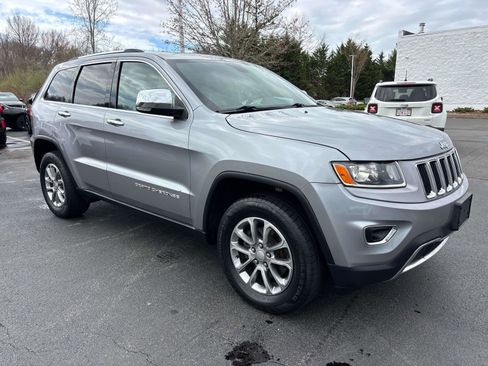 Used 2016 Jeep Grand Cherokee Limited AWD/4WD image 6