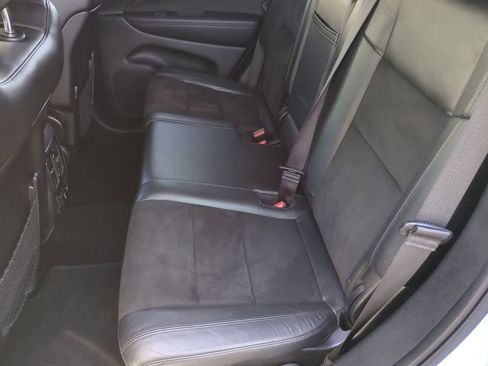 Used 2020 Jeep Grand Cherokee Altitude image 21