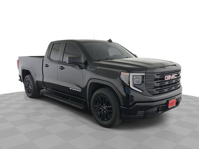 Used 2024 GMC Sierra 1500 Pro w/ Graphite Edition