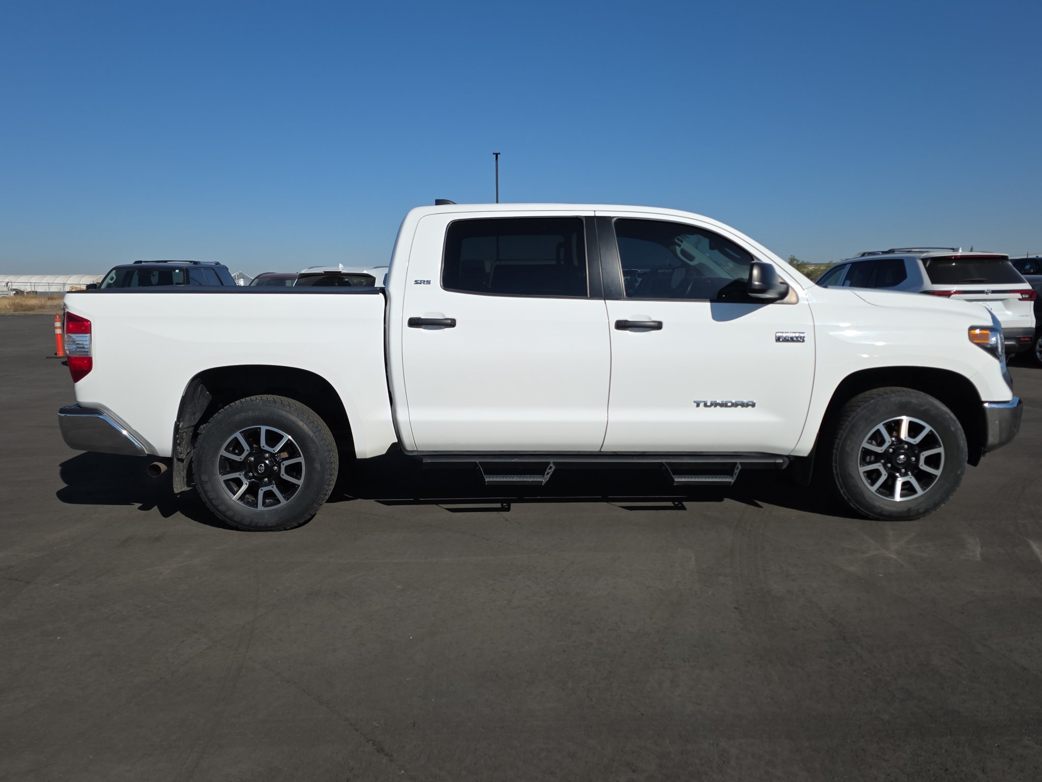 Certified 2021 Toyota Tundra SR5 AWD/4WD image 9