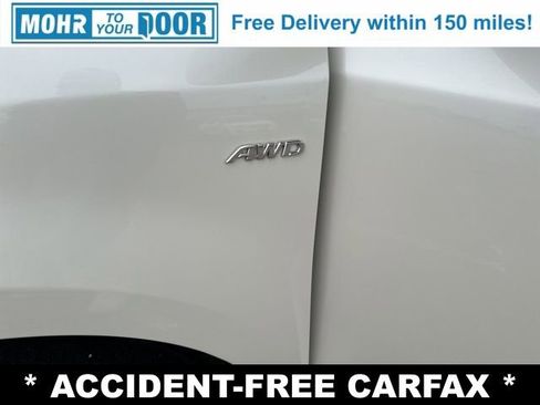 Used 2017 Toyota Sienna XLE Premium image 38