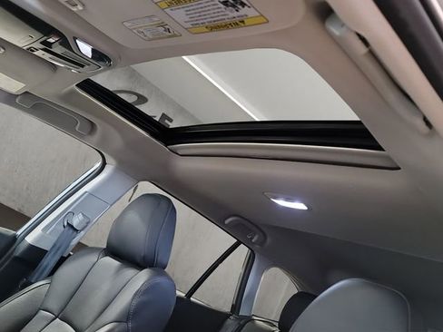 Used 2023 Subaru Outback Touring XT AWD/4WD image 11