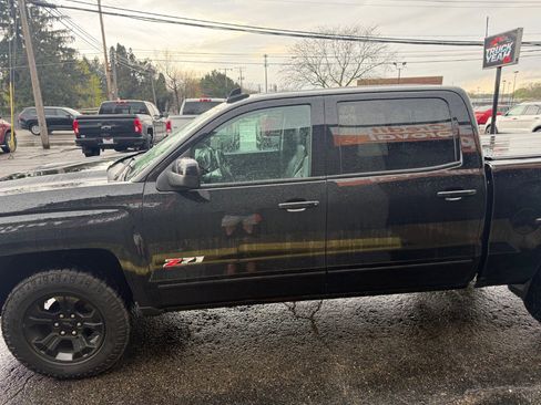 Used 2016 Chevrolet Silverado 1500 LTZ Z71 w/ LTZ Plus Package image 4