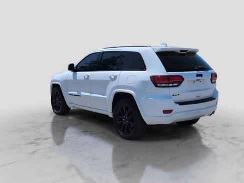 Used 2020 Jeep Grand Cherokee Altitude AWD/4WD image 6
